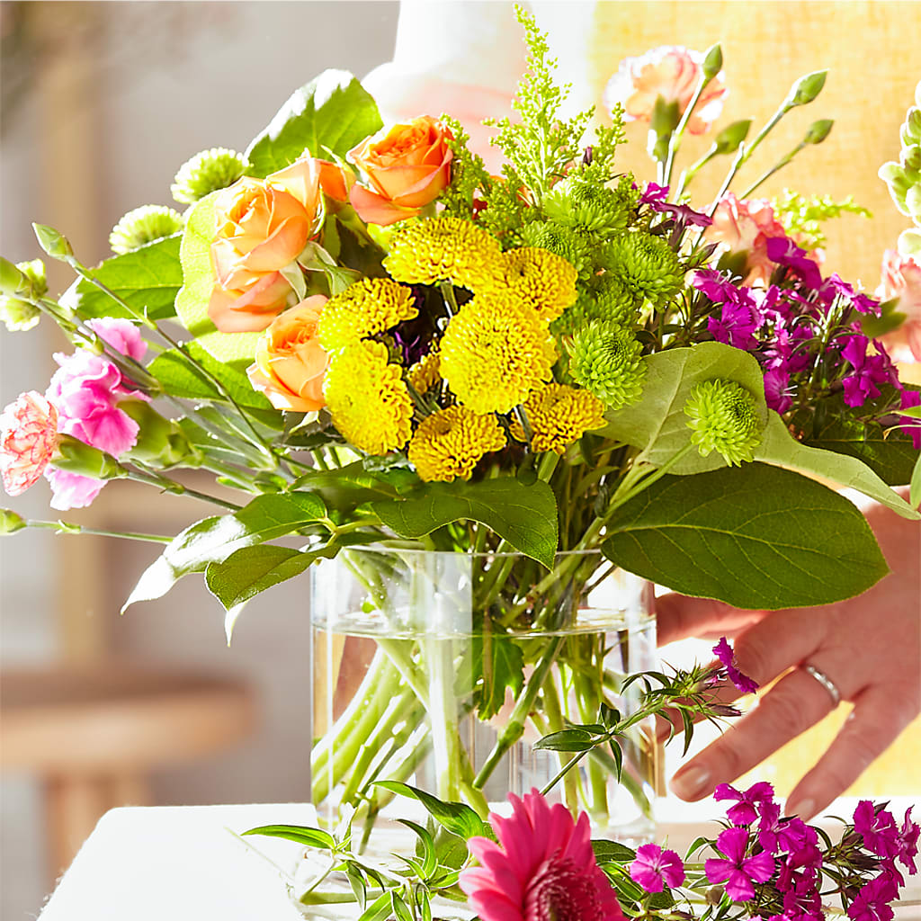 Bold & Bright – A Florist Original – BO'S ACCENT FLOWERS, Middlesboro KY