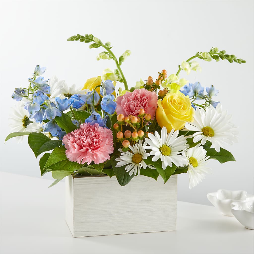 Sun Salutation Box Bouquet – BO'S ACCENT FLOWERS, Middlesboro KY