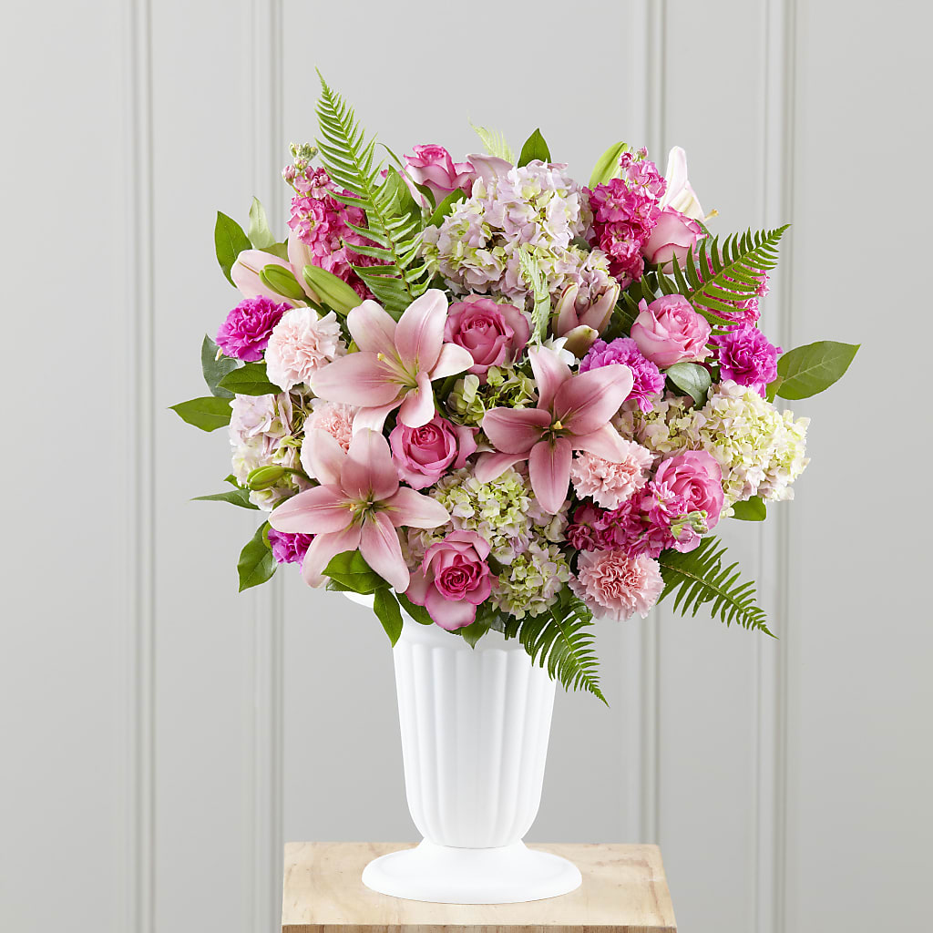 Never-Ending Love Arrangement – BO'S ACCENT FLOWERS, Middlesboro KY