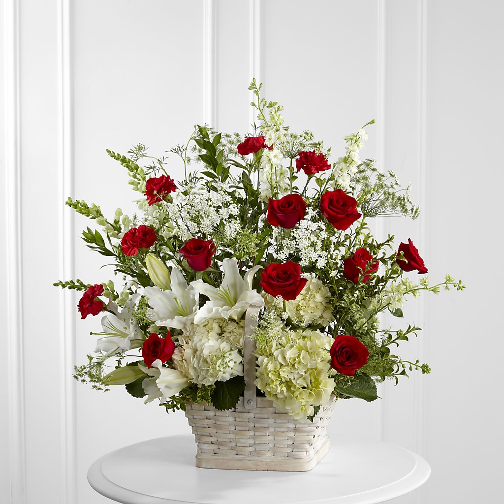 In Loving Memory Arrangement – BO'S ACCENT FLOWERS, Middlesboro KY
