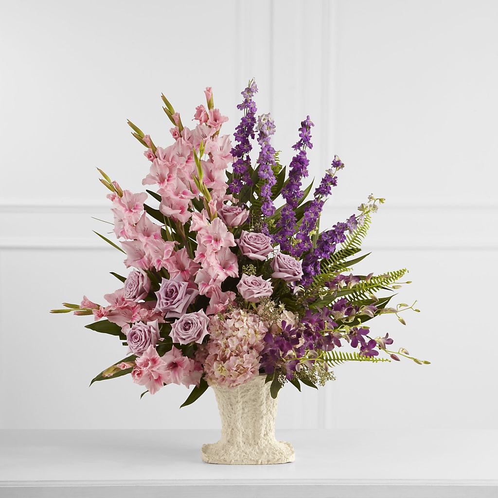 Flowing Garden Arrangement – BO'S ACCENT FLOWERS, Middlesboro KY