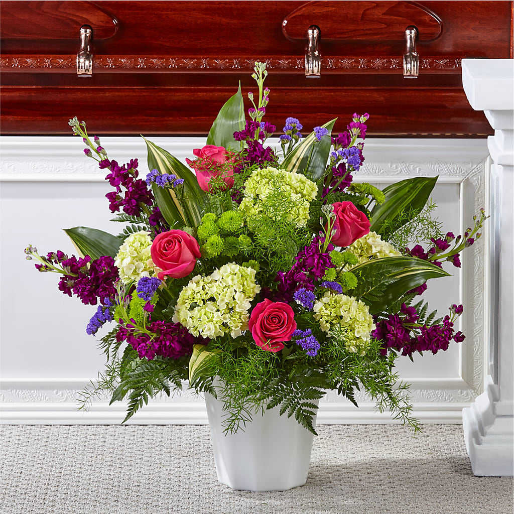 Beautiful Horizons Floor Basket – BO'S ACCENT FLOWERS, Middlesboro KY