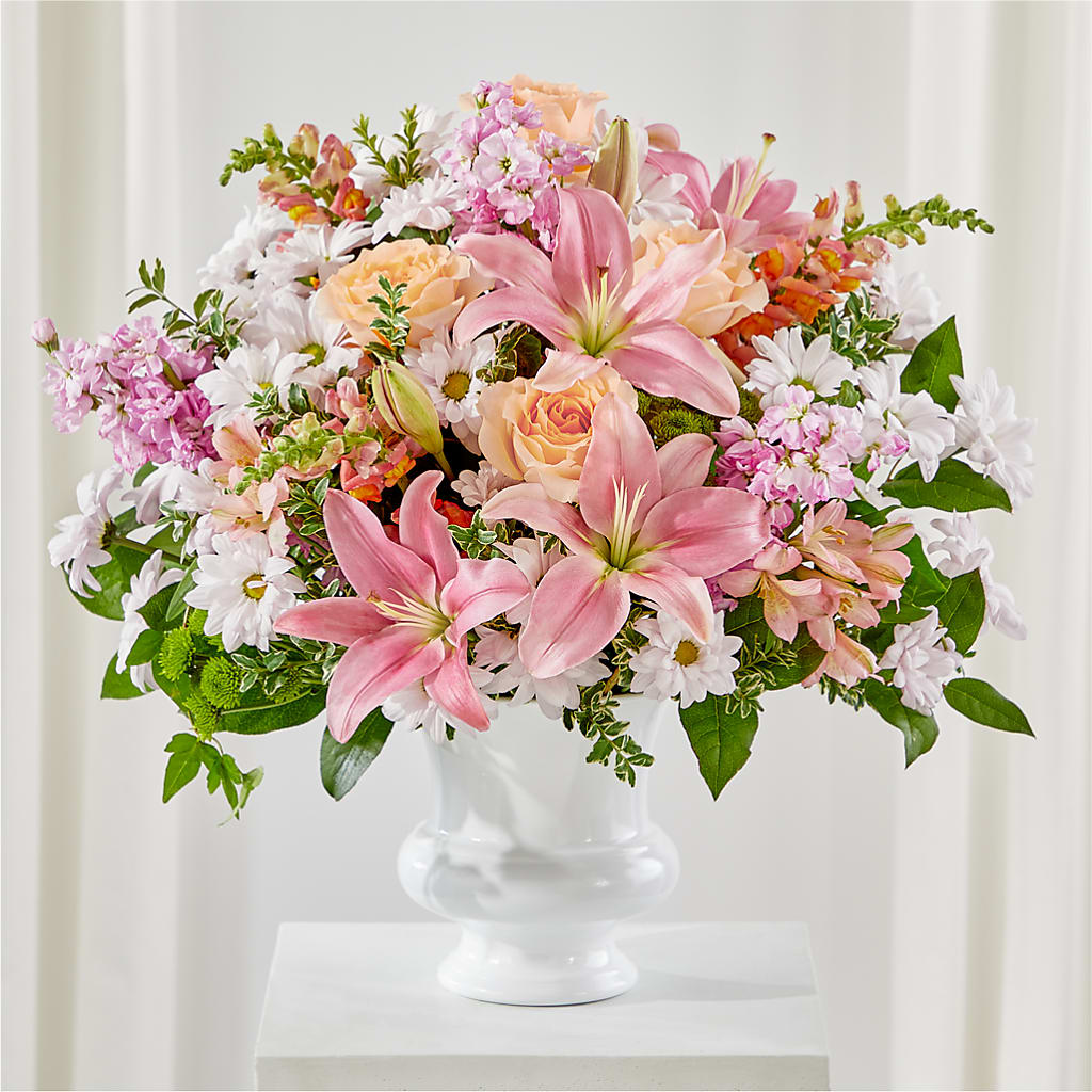 Heartfelt Gesture Urn Arrangement – BO'S ACCENT FLOWERS, Middlesboro KY