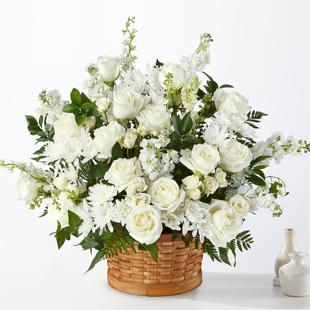 Heartfelt Condolences Arrangement – BO'S ACCENT FLOWERS, Middlesboro KY