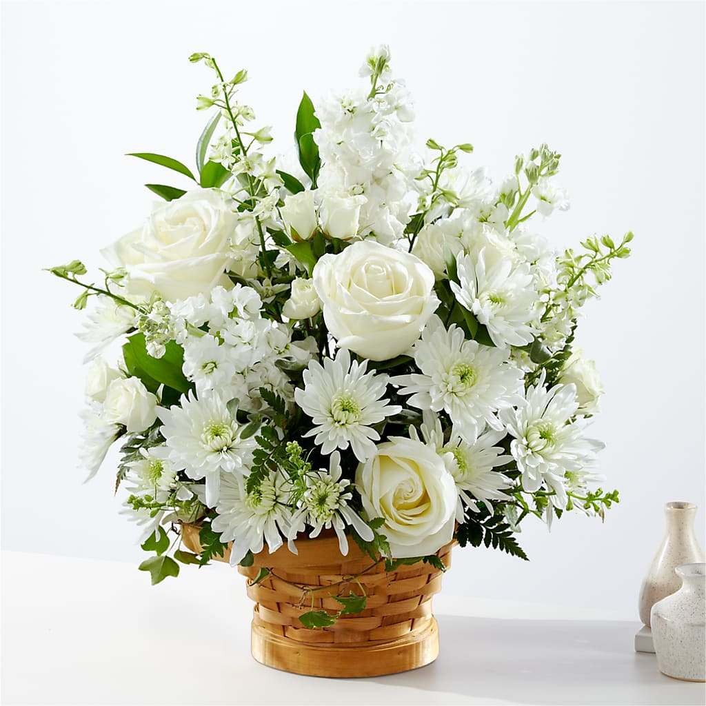 Heartfelt Condolences Arrangement – BO'S ACCENT FLOWERS, Middlesboro KY