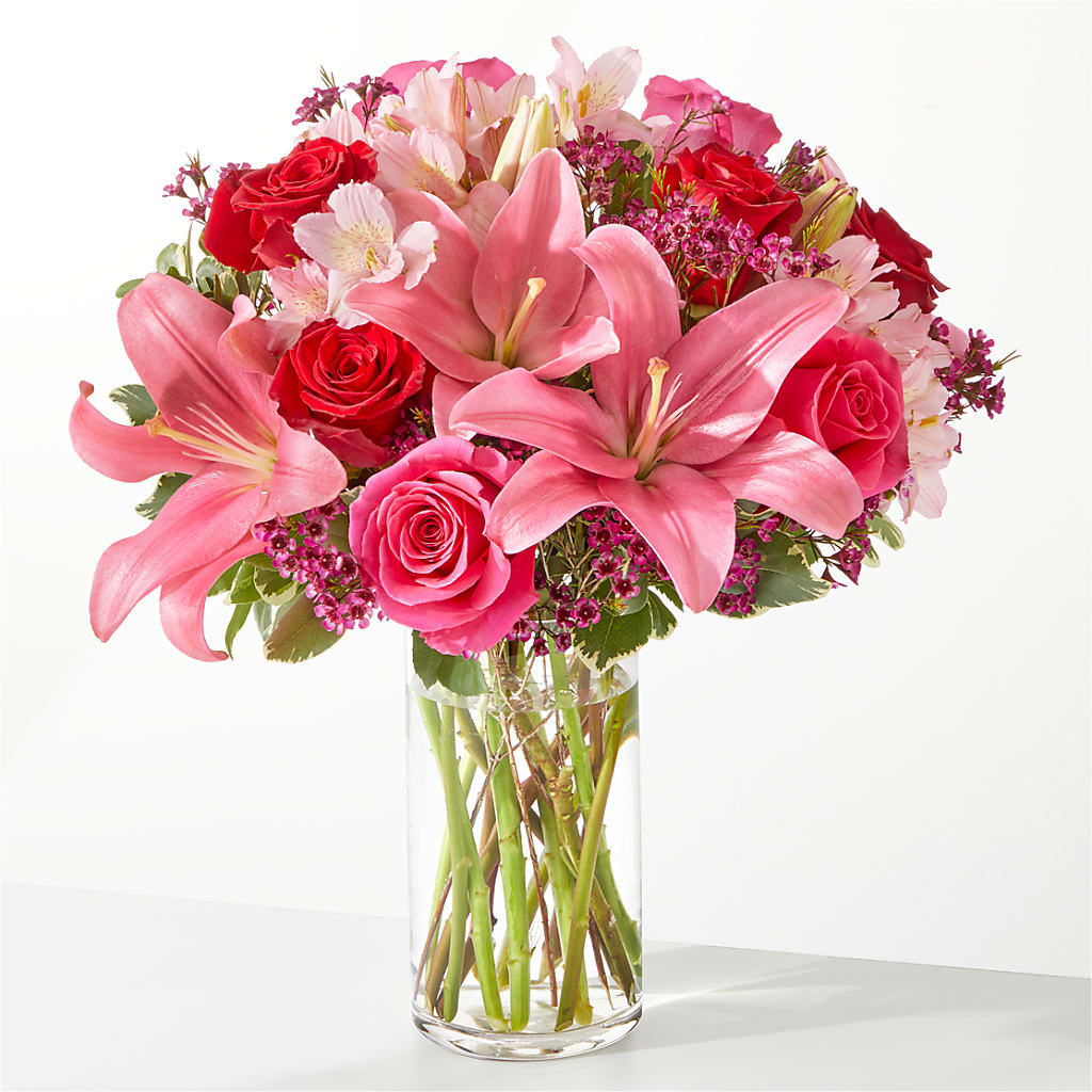 Lucky in Love Bouquet – BO'S ACCENT FLOWERS, Middlesboro KY