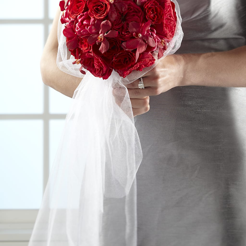 Desire Bouquet – BO'S ACCENT FLOWERS, Middlesboro KY