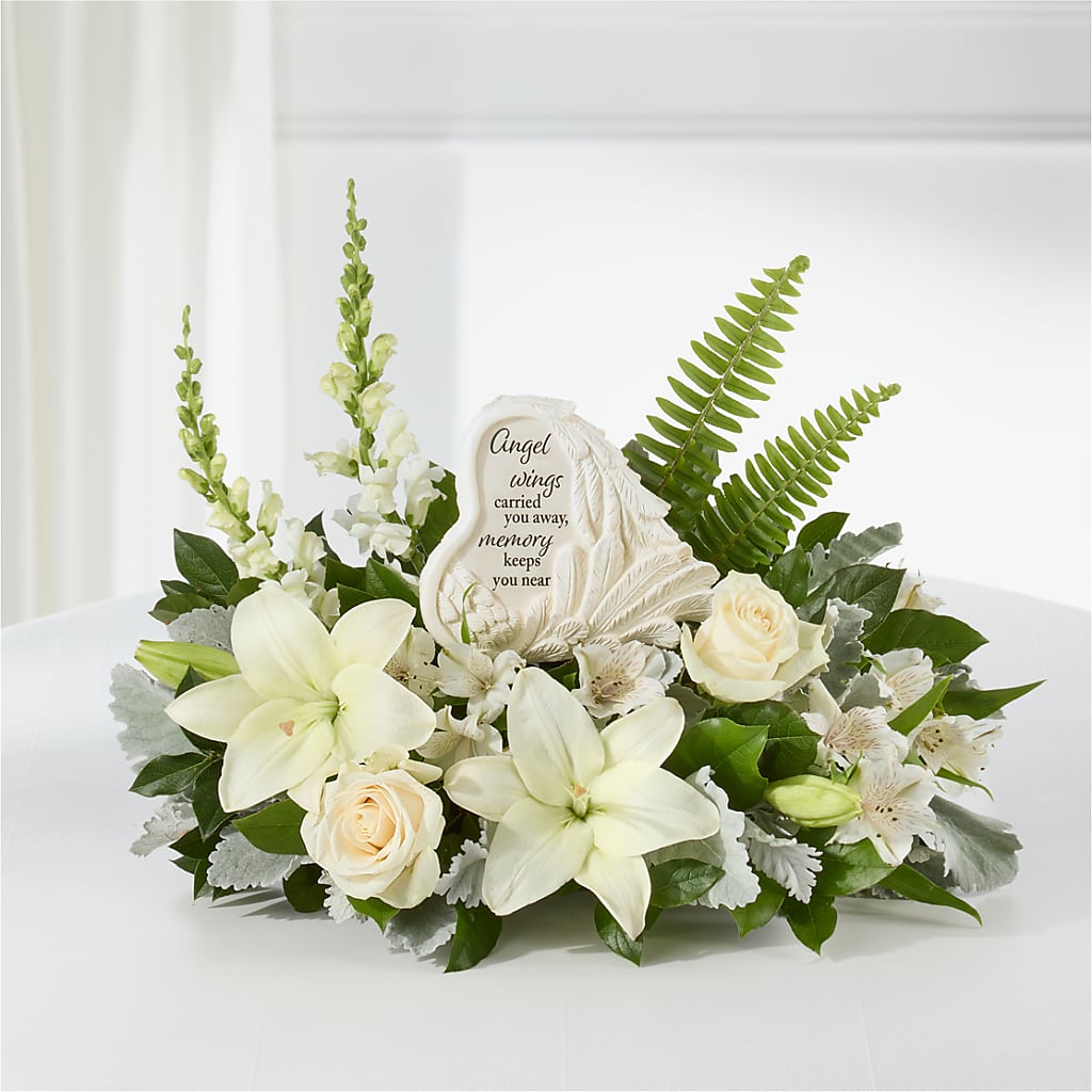 Holding You Close Arrangement – BO'S ACCENT FLOWERS, Middlesboro KY