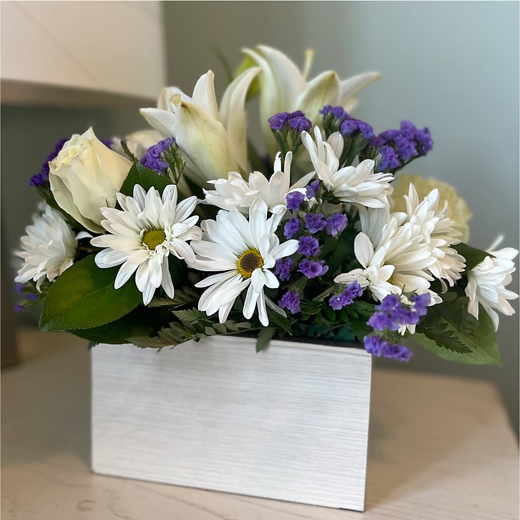 Beyond Blue Box Bouquet – BO'S ACCENT FLOWERS, Middlesboro KY
