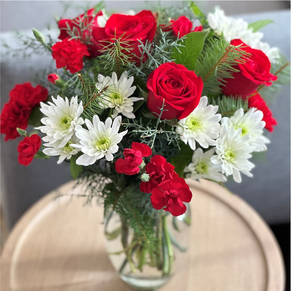 Seasonal Magic Bouquet – BO'S ACCENT FLOWERS, Middlesboro KY