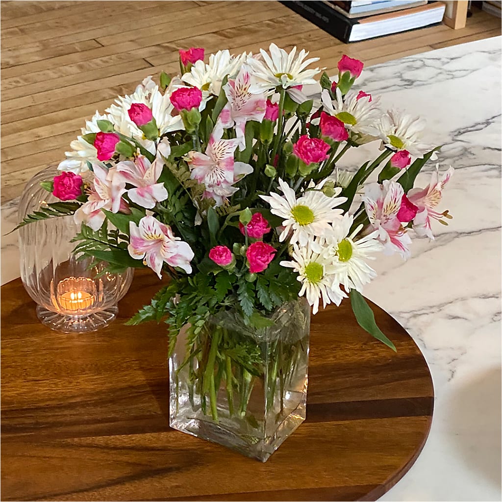 Sweet Surprises® Bouquet – BO'S ACCENT FLOWERS, Middlesboro KY