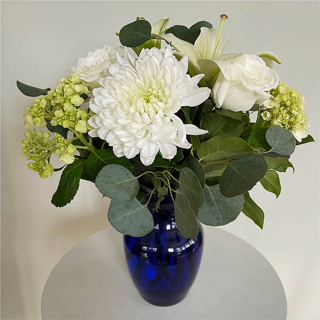 Snowy Dreams Bouquet – BO'S ACCENT FLOWERS, Middlesboro KY
