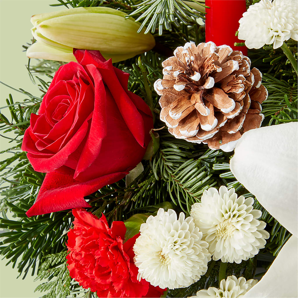 Seasonal Festivities Centerpiece – BO'S ACCENT FLOWERS, Middlesboro KY