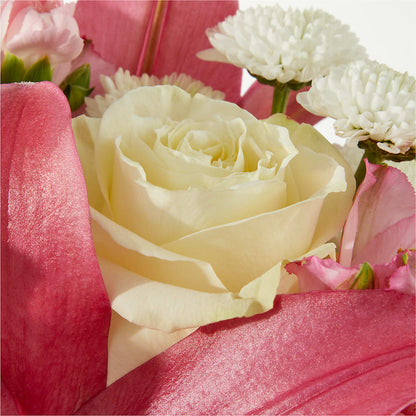 Piece of Cake Bouquet – BO'S ACCENT FLOWERS, Middlesboro KY