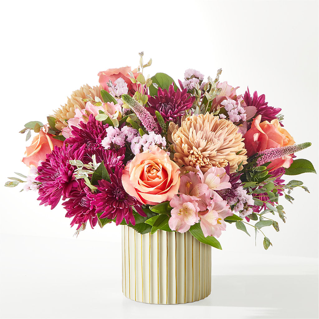 Berry Cobbler Bouquet with Ivory Vase – BO'S ACCENT FLOWERS, Middlesboro KY