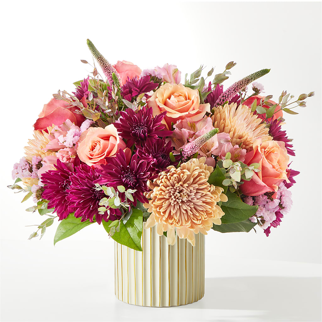 Berry Cobbler Bouquet with Ivory Vase – BO'S ACCENT FLOWERS, Middlesboro KY