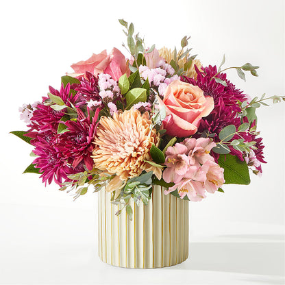 Berry Cobbler Bouquet with Ivory Vase – BO'S ACCENT FLOWERS, Middlesboro KY