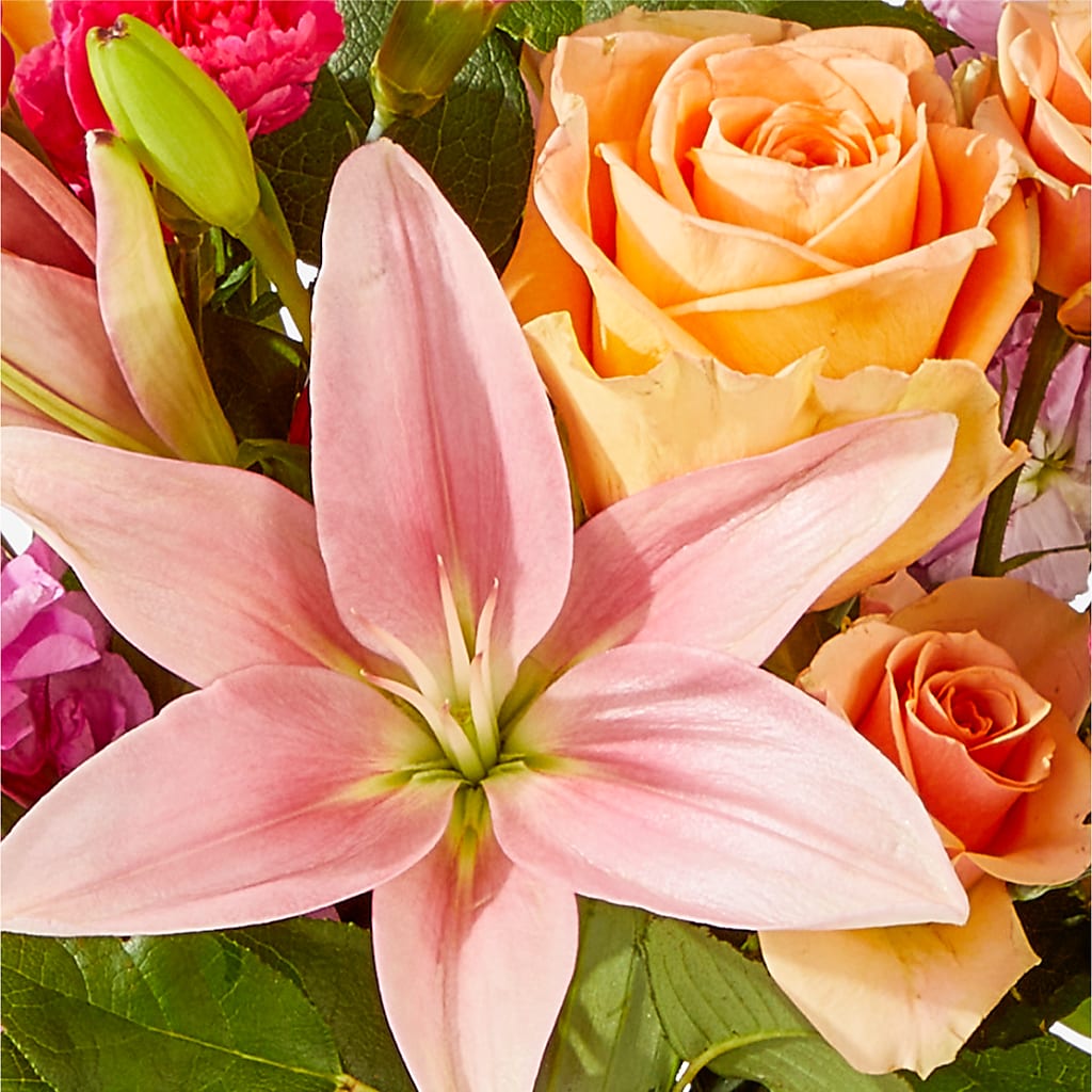 Bisous Bouquet – BO'S ACCENT FLOWERS, Middlesboro KY