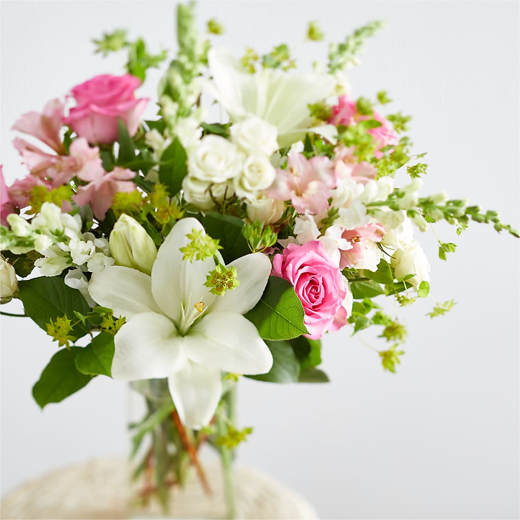 Fondly Bouquet – BO'S ACCENT FLOWERS, Middlesboro KY
